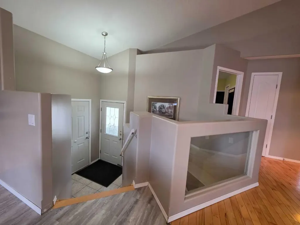 4105 67th Avenue Lloydminster AB T9V3G7
