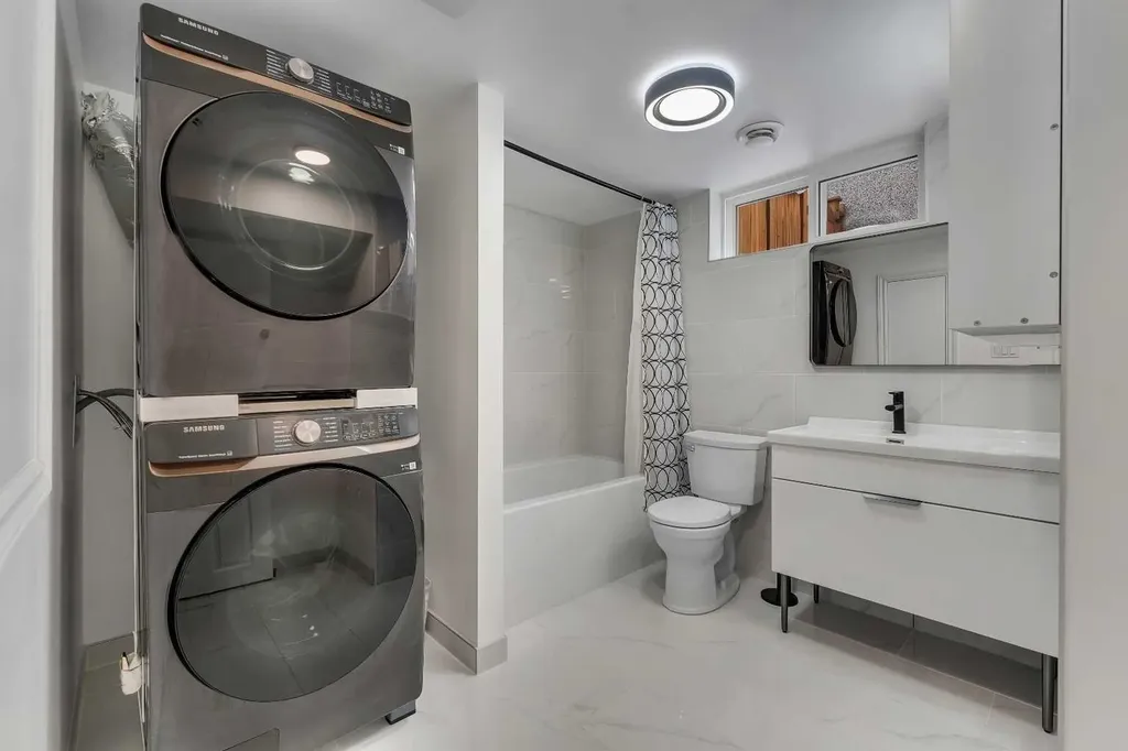 4824 Claret Street NW Calgary AB T2L 1C1