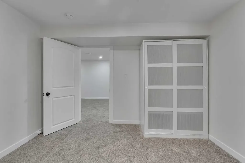 4824 Claret Street NW Calgary AB T2L 1C1