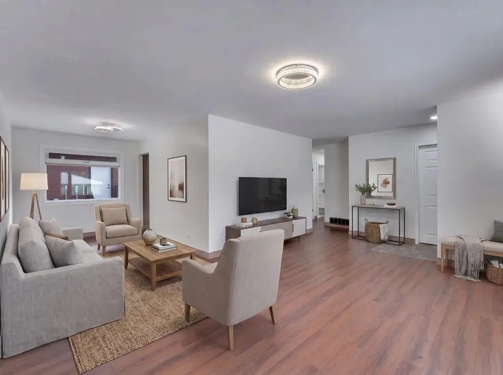 4824 Claret Street NW Calgary AB T2L 1C1