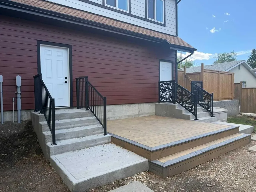4824 Claret Street NW Calgary AB T2L 1C1