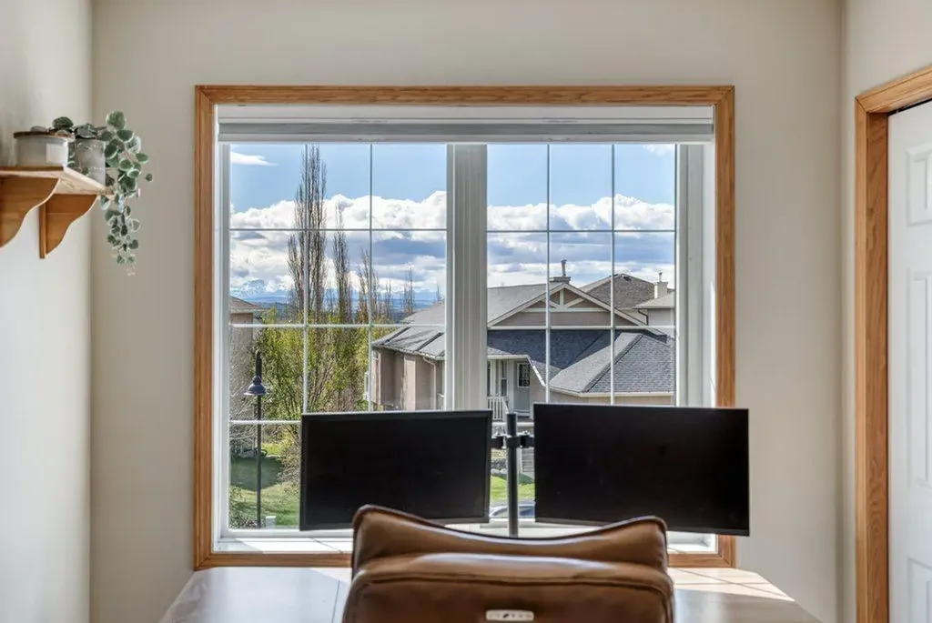 128 Sunterra Heights Cochrane AB T4C 1W7