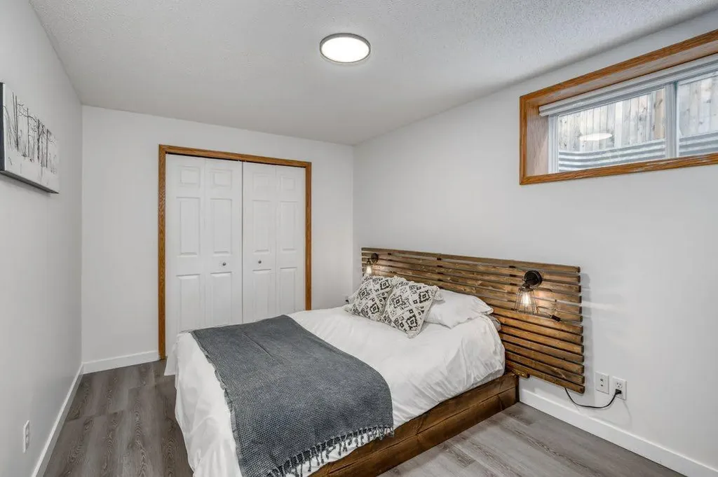 128 Sunterra Heights Cochrane AB T4C 1W7