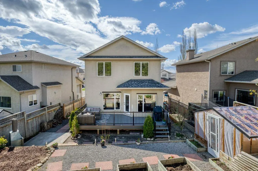 128 Sunterra Heights Cochrane AB T4C 1W7