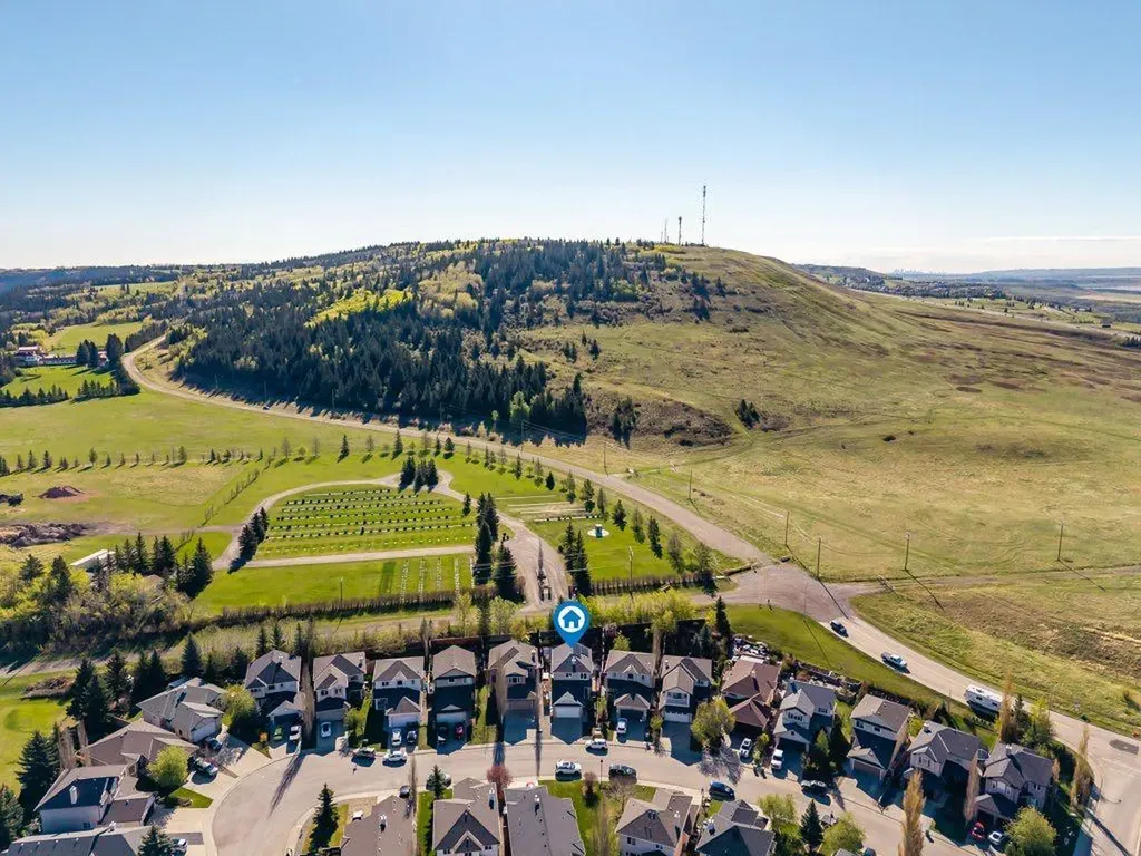 128 Sunterra Heights Cochrane AB T4C 1W7