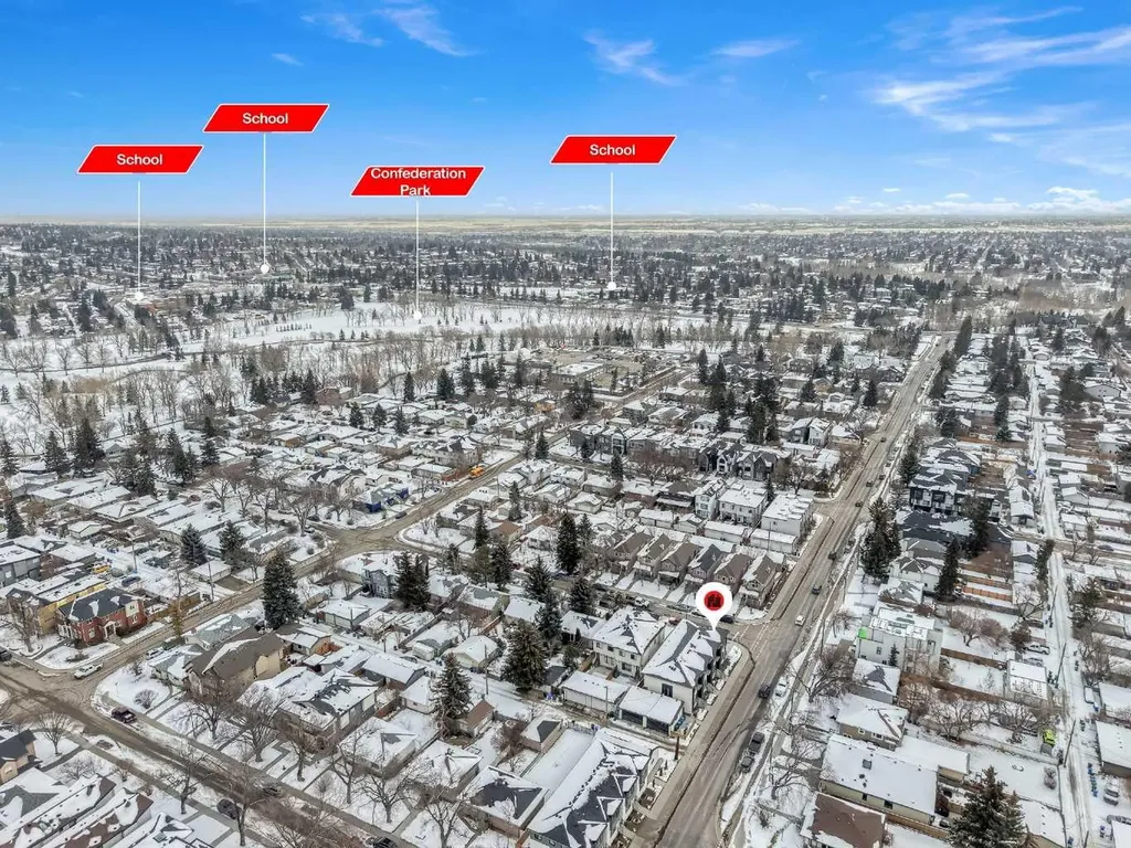 2501 17a Street NW Calgary AB T2M 3S7