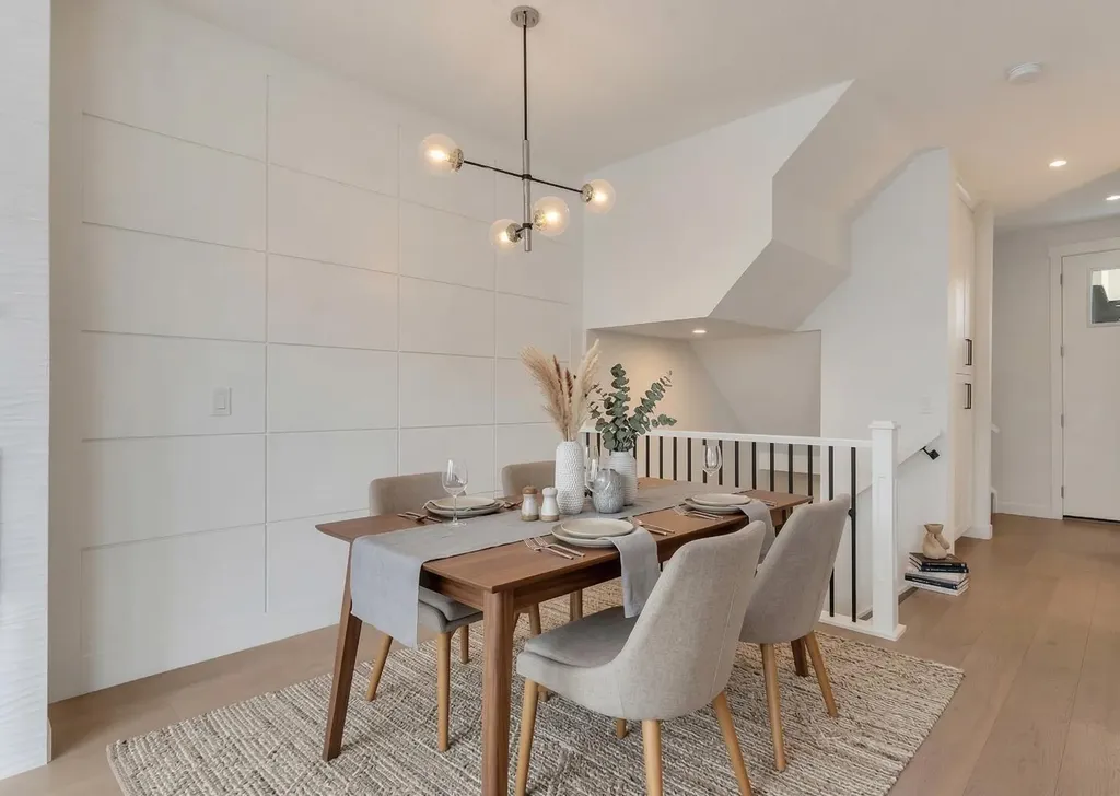 2501 17a Street NW Calgary AB T2M 3S7