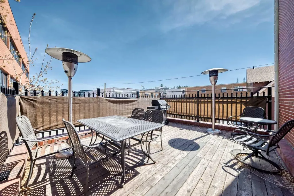 1125 17 Avenue SW Calgary AB T2T 0B5