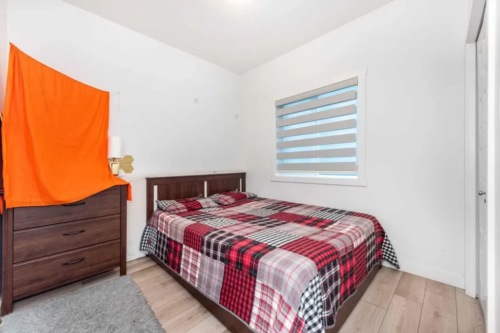 32 Saddlestone Way NE Calgary AB T3J 2C9