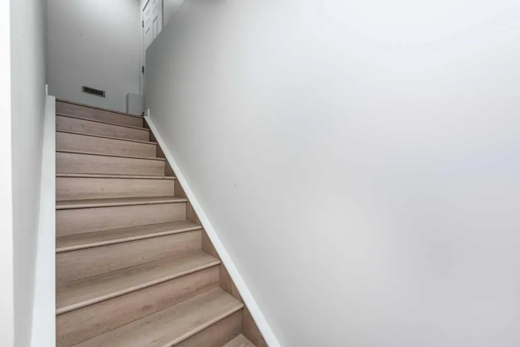 32 Saddlestone Way NE Calgary AB T3J 2C9