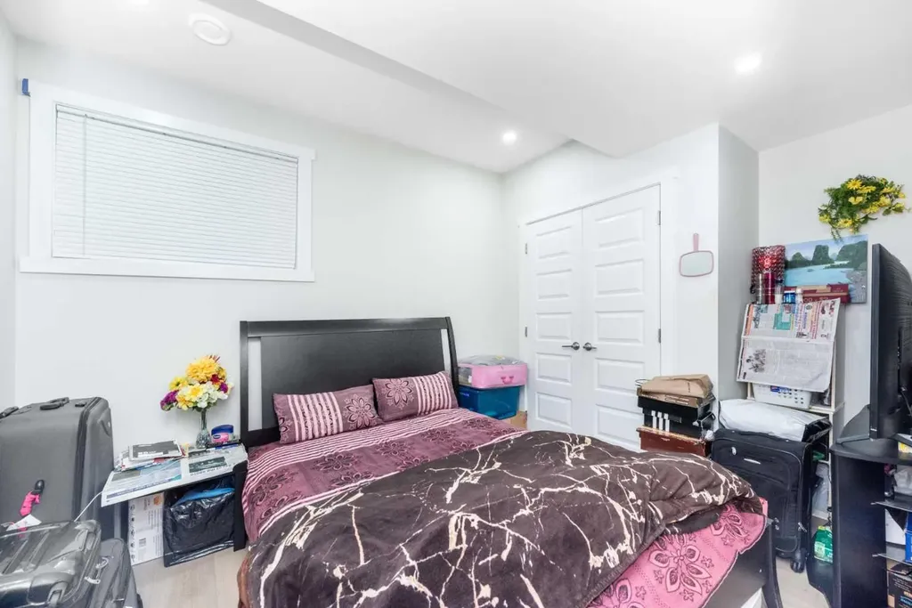32 Saddlestone Way NE Calgary AB T3J 2C9