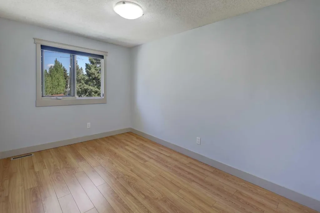 116 Silver Crest Drive Calgary AB T3B 4B9