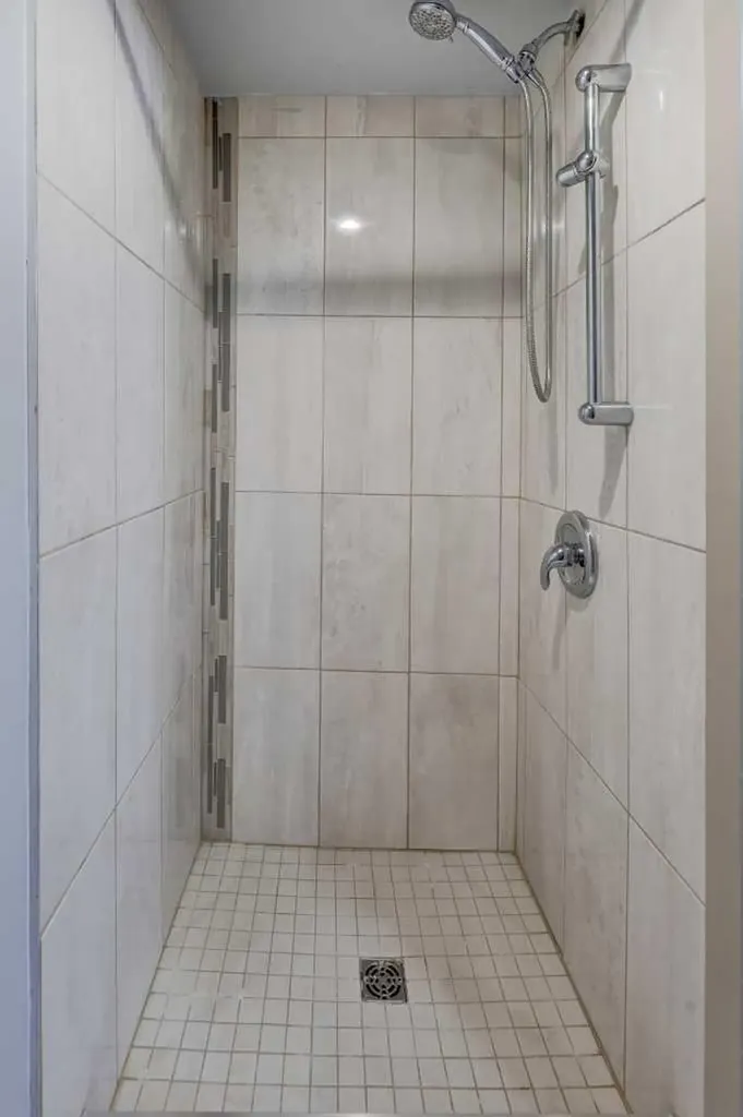 116 Silver Crest Drive Calgary AB T3B 4B9