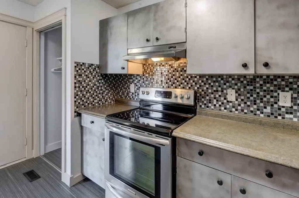 116 Silver Crest Drive Calgary AB T3B 4B9