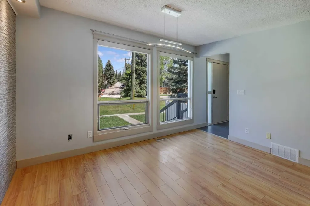 116 Silver Crest Drive Calgary AB T3B 4B9
