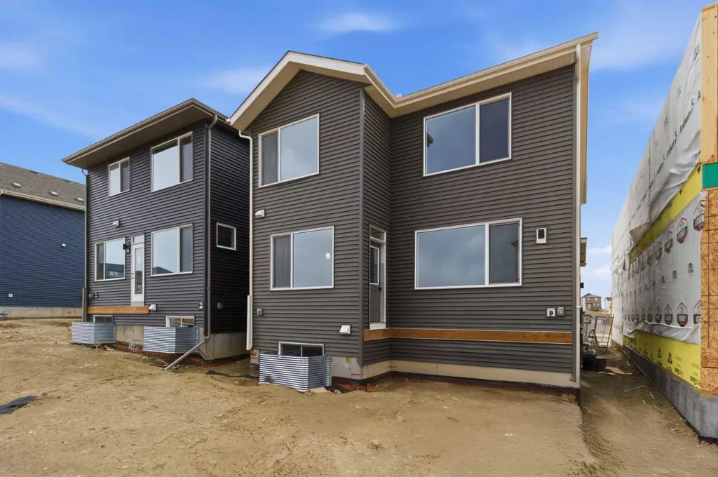 190 Annette Landing NW Calgary AB T3R 2K2