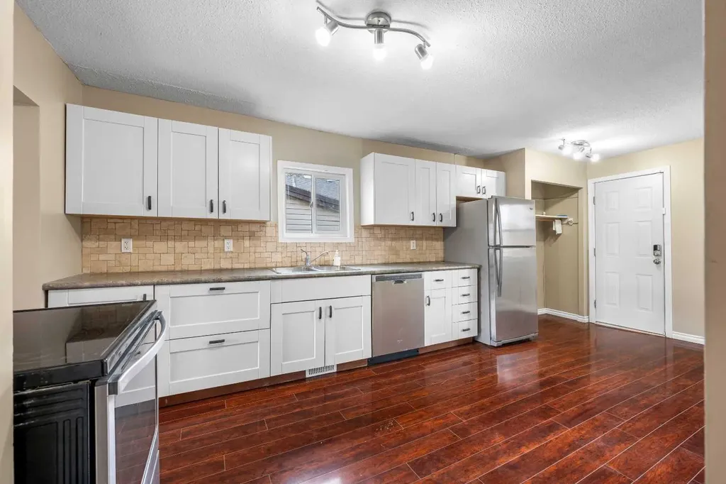 4724 49 Street Lloydminster SK S9V 0L8