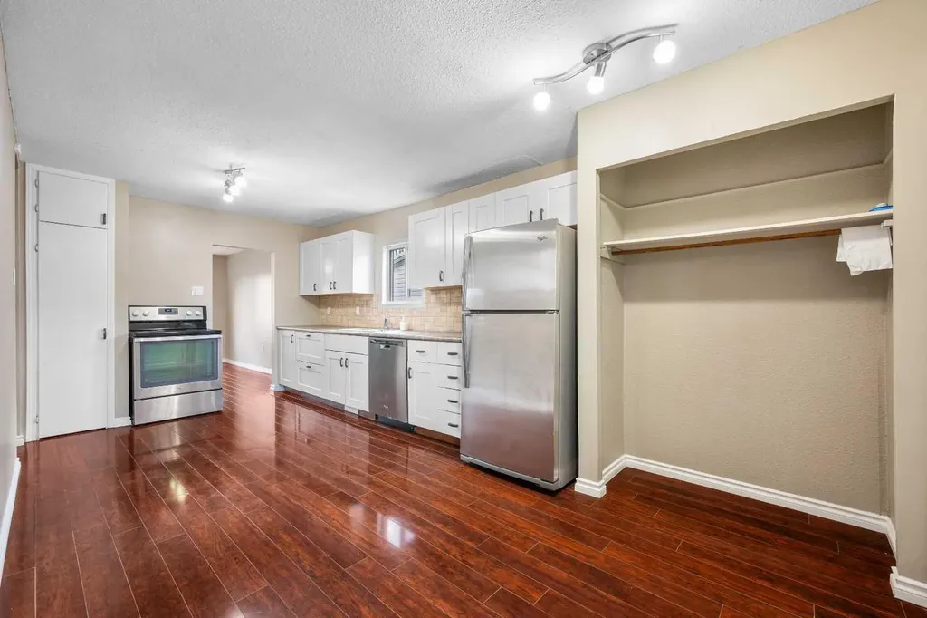 4724 49 Street Lloydminster SK S9V 0L8