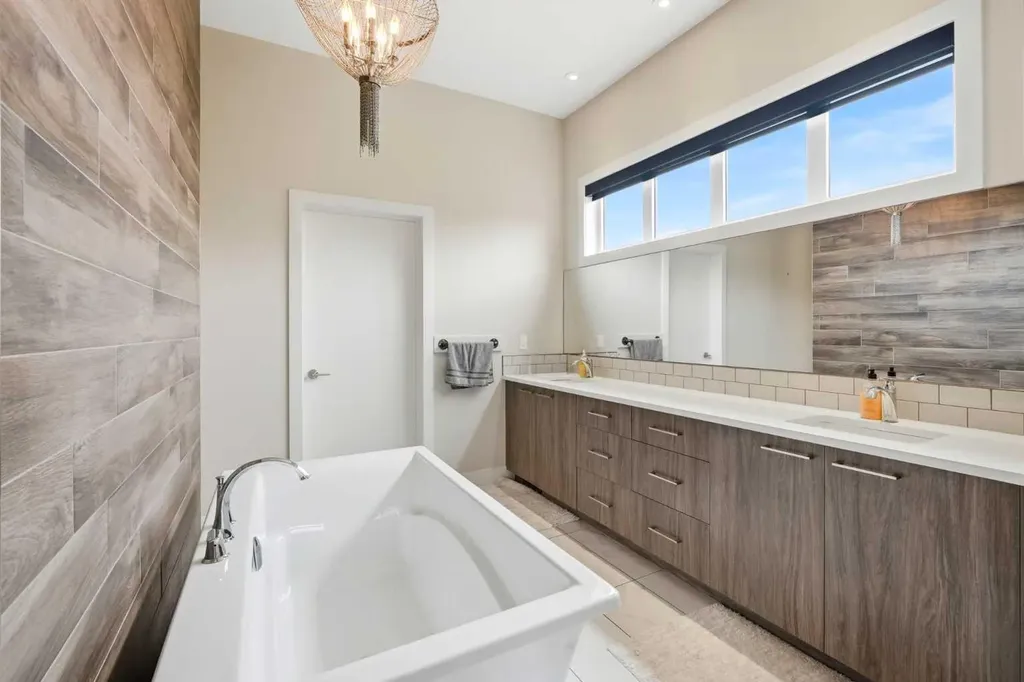 292131 Township Road 264 Rural Rocky View County AB T4A 0N3