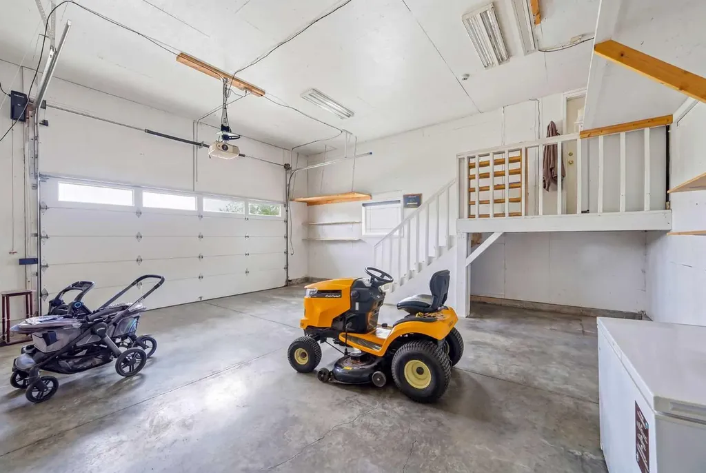 292131 Township Road 264 Rural Rocky View County AB T4A 0N3