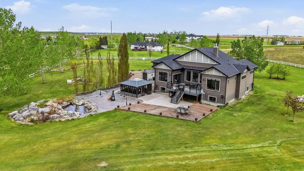 292131 Township Road 264 Rural Rocky View County AB T4A 0N3