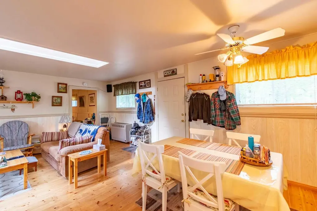 14 & 16 4 Street White Sands AB T0C 2L0