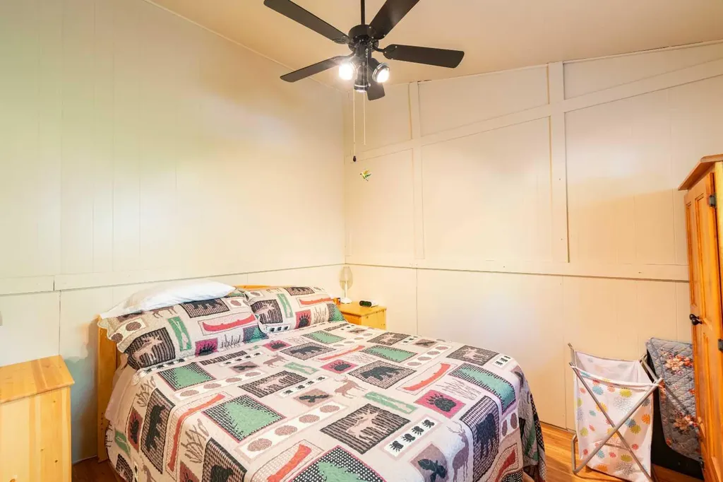 14 & 16 4 Street White Sands AB T0C 2L0