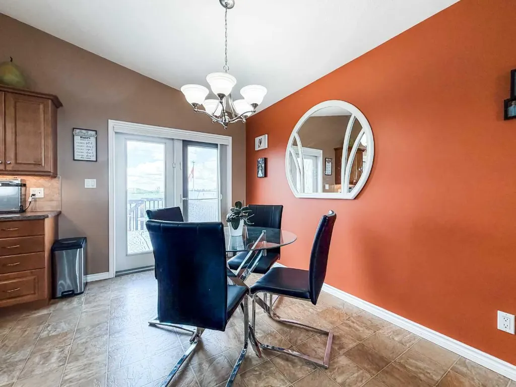 6710 43 Ave Close Stettler AB T4K 1K6