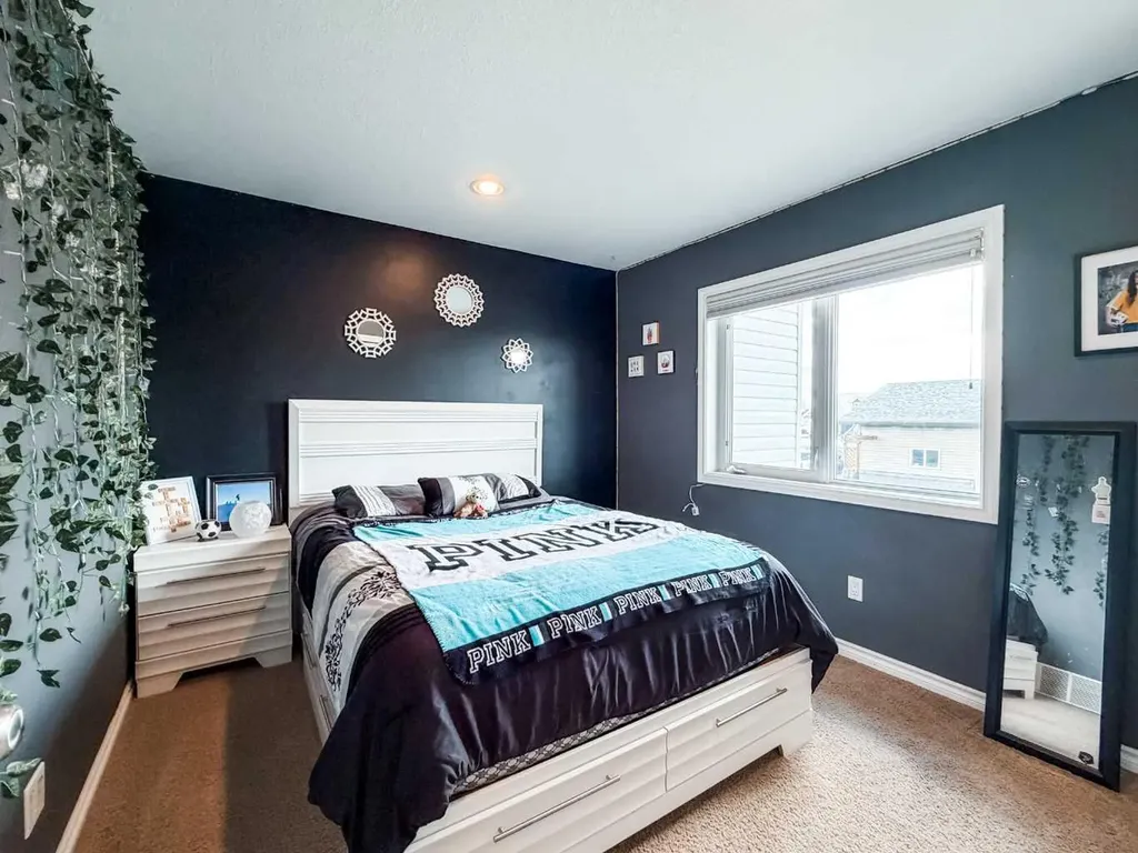6710 43 Ave Close Stettler AB T4K 1K6