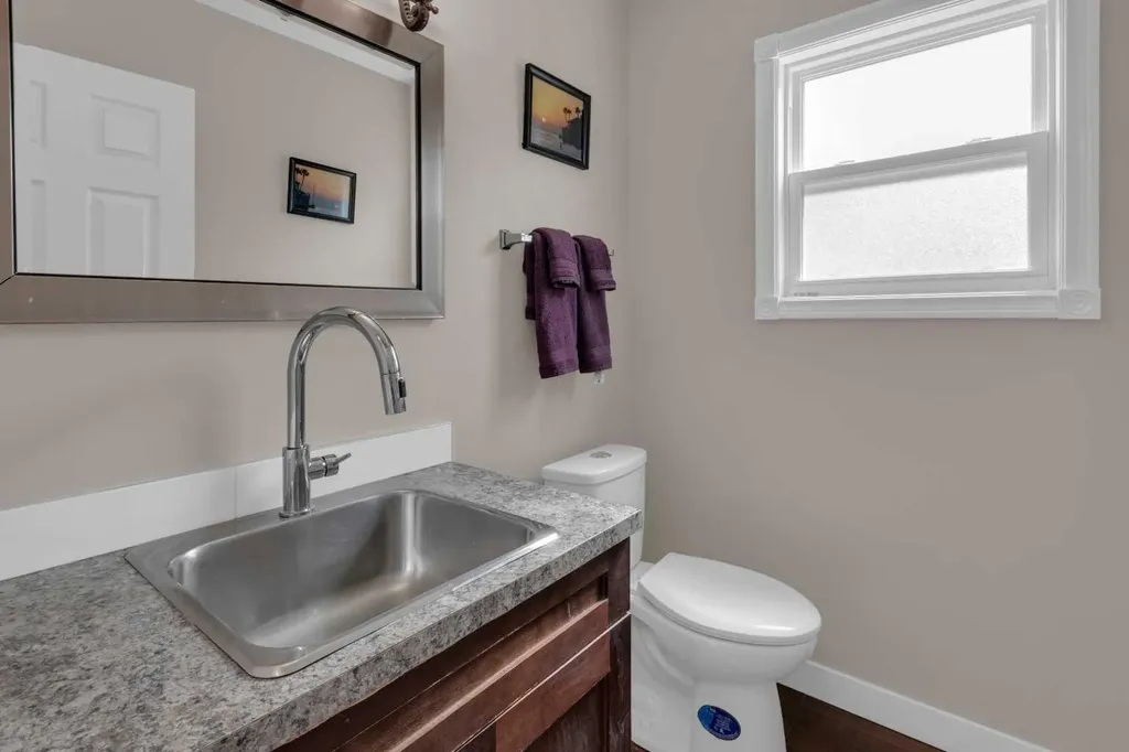 6104 Dalcastle Link Calgary AB T3A 2P5