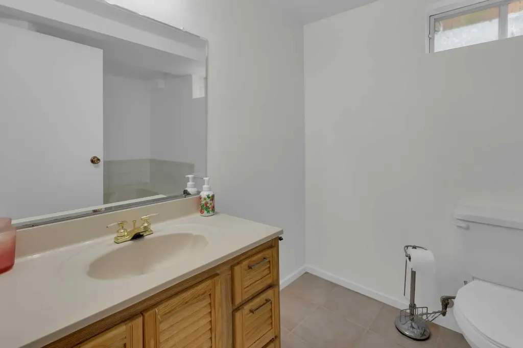 6104 Dalcastle Link Calgary AB T3A 2P5
