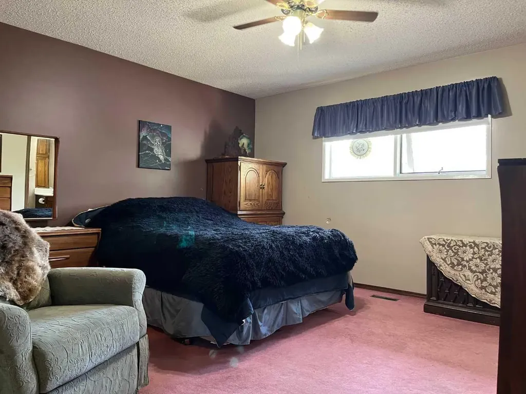 310E 300 N Raymond AB T0K 2S0
