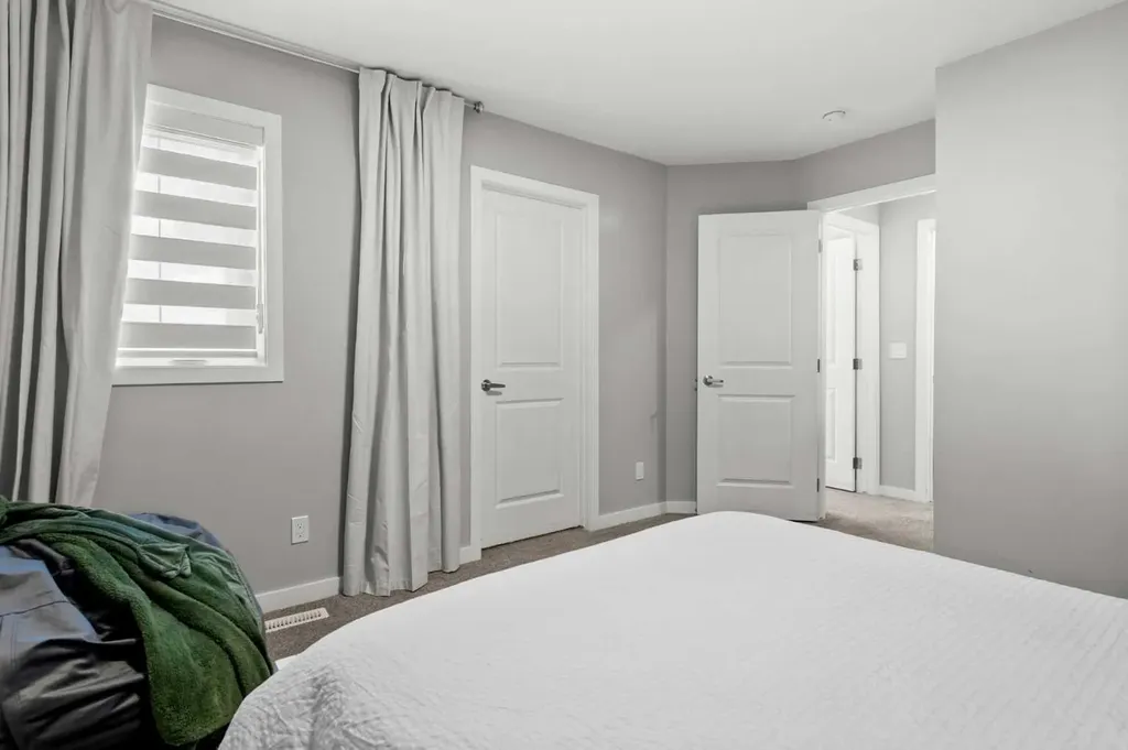 243 Silver Spruce Grove SW Calgary AB T2X 5M2
