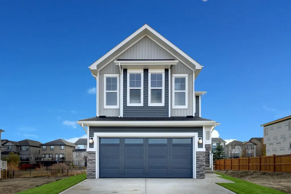 243 Silver Spruce Grove SW Calgary AB T2X 5M2