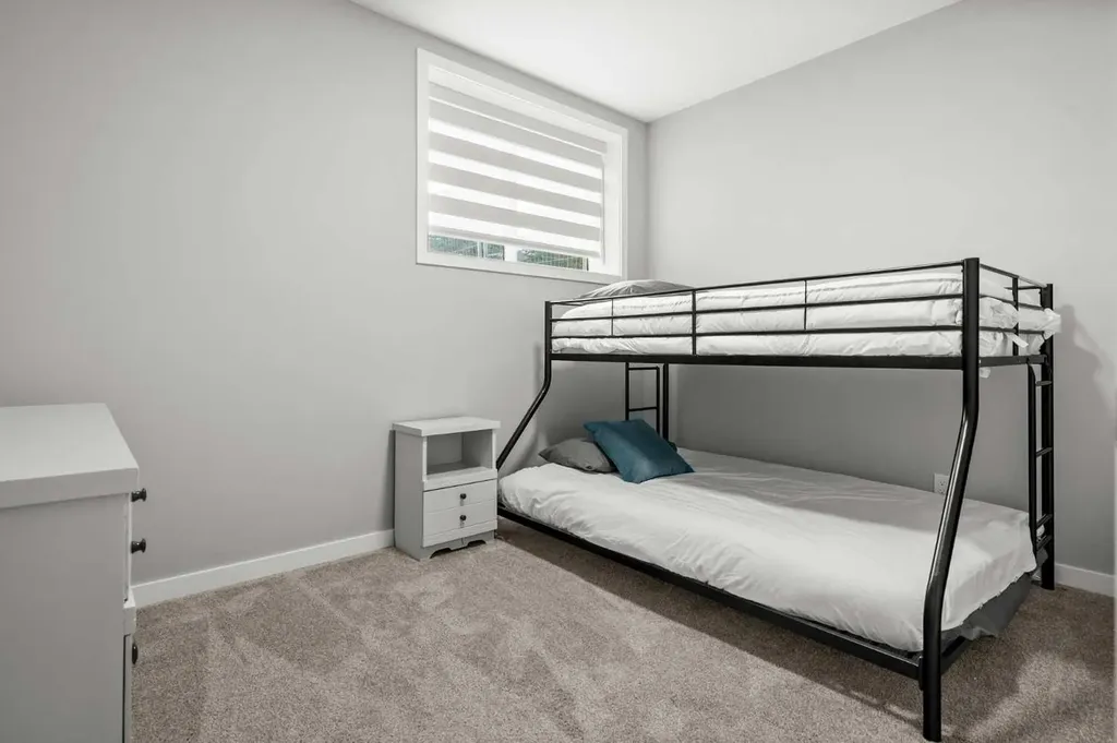 243 Silver Spruce Grove SW Calgary AB T2X 5M2