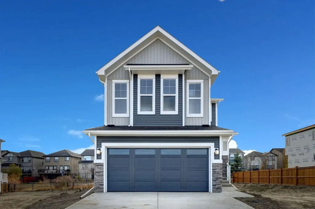 243 Silver Spruce Grove SW Calgary AB T2X 5M2