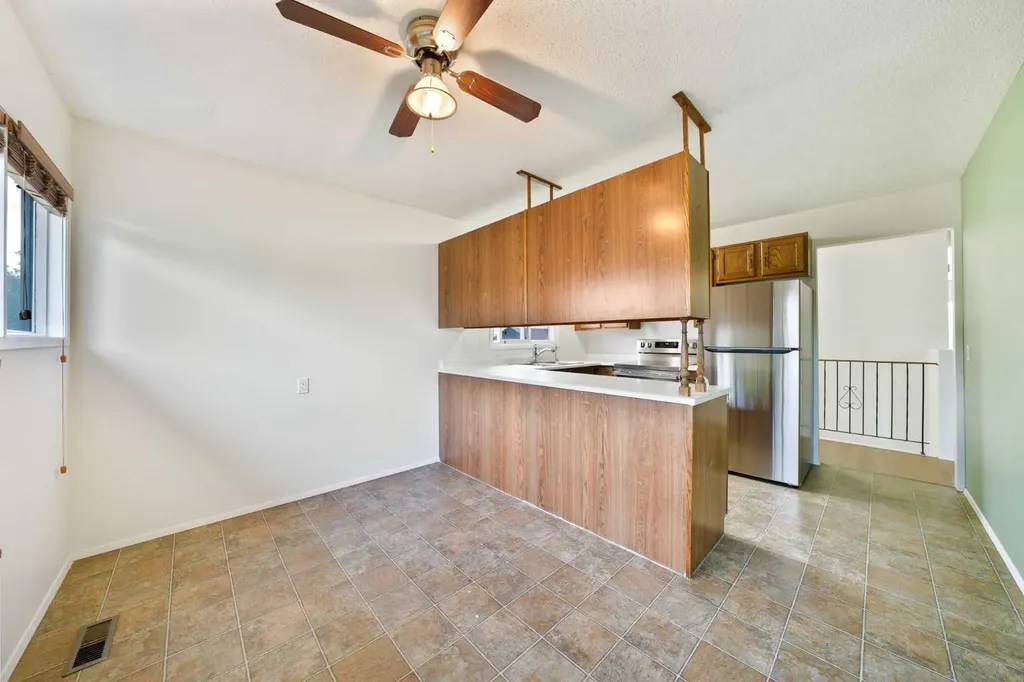 2164 Summerfield Boulevard SE Airdrie AB T4B 1X5