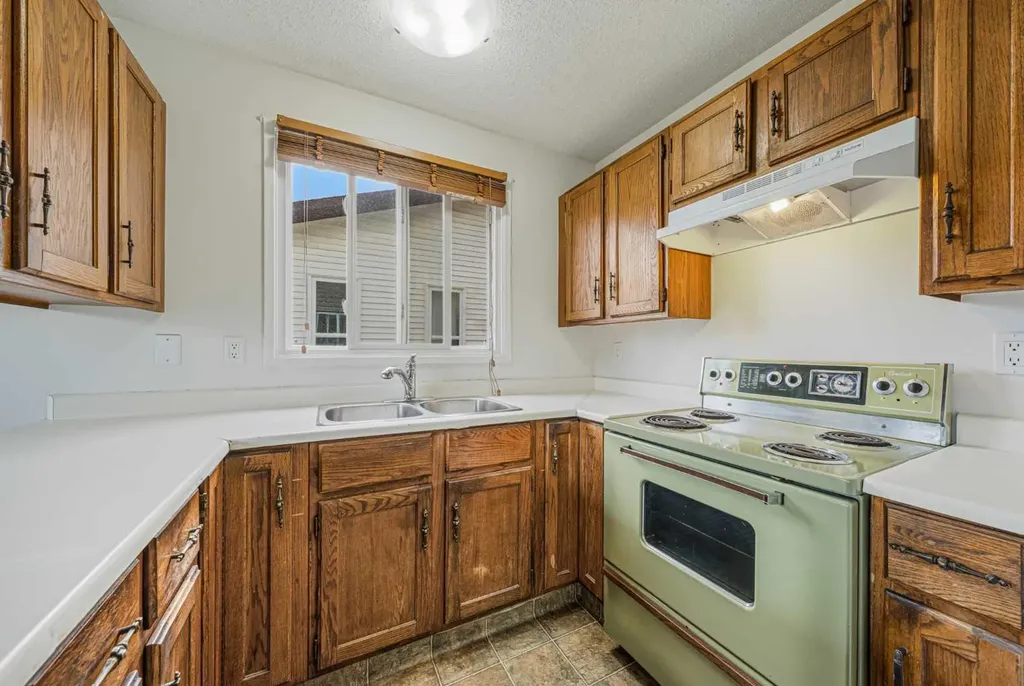 2164 Summerfield Boulevard SE Airdrie AB T4B 1X5