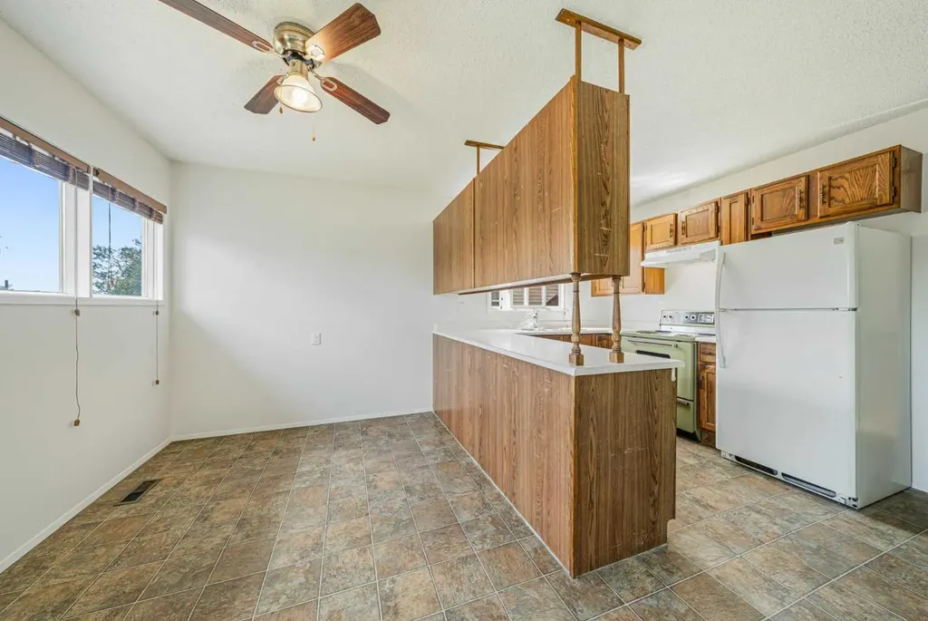 2164 Summerfield Boulevard SE Airdrie AB T4B 1X5