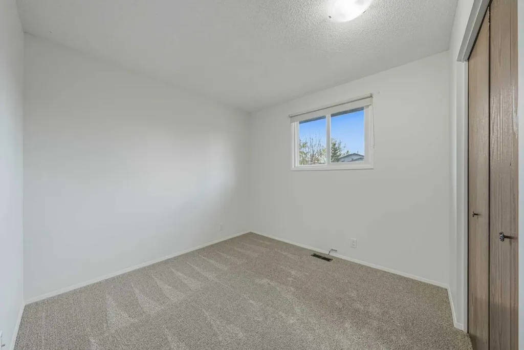 2164 Summerfield Boulevard SE Airdrie AB T4B 1X5