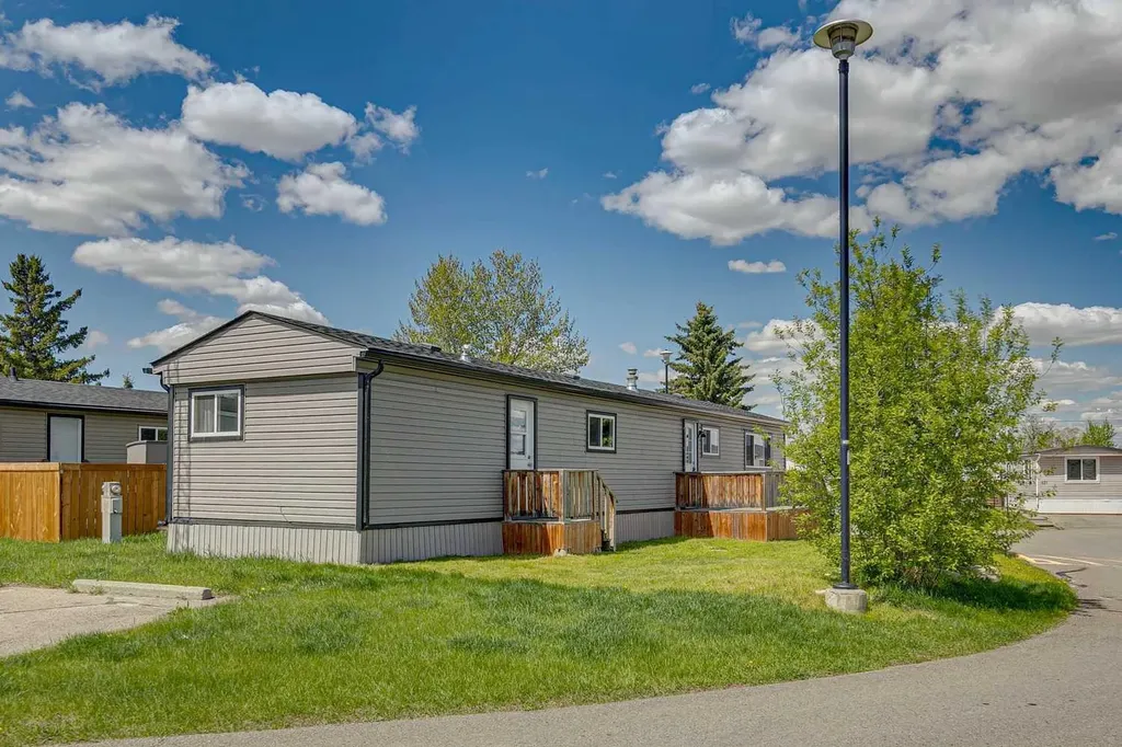 418 Kanel Drive NE High River AB T1V 1J6