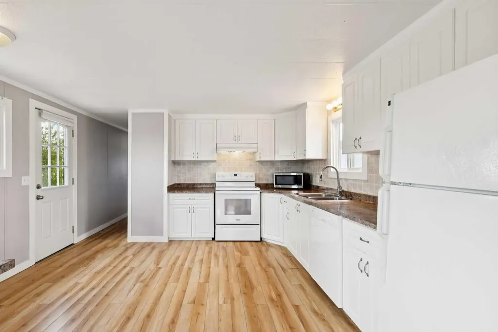 418 Kanel Drive NE High River AB T1V 1J6