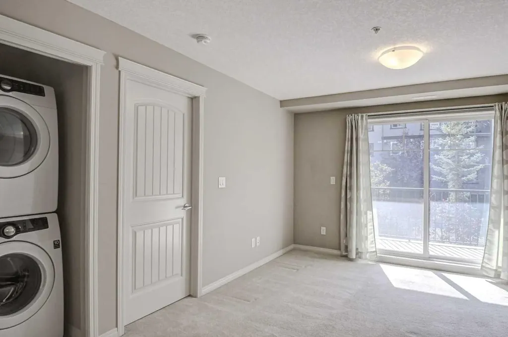 130 Panatella Street NW Calgary AB T3K 0Y6