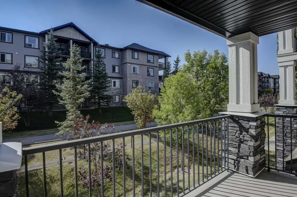 130 Panatella Street NW Calgary AB T3K 0Y6