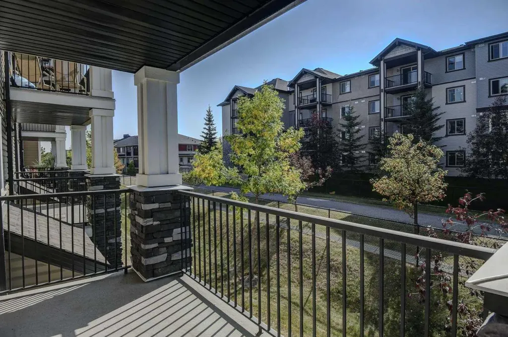 130 Panatella Street NW Calgary AB T3K 0Y6
