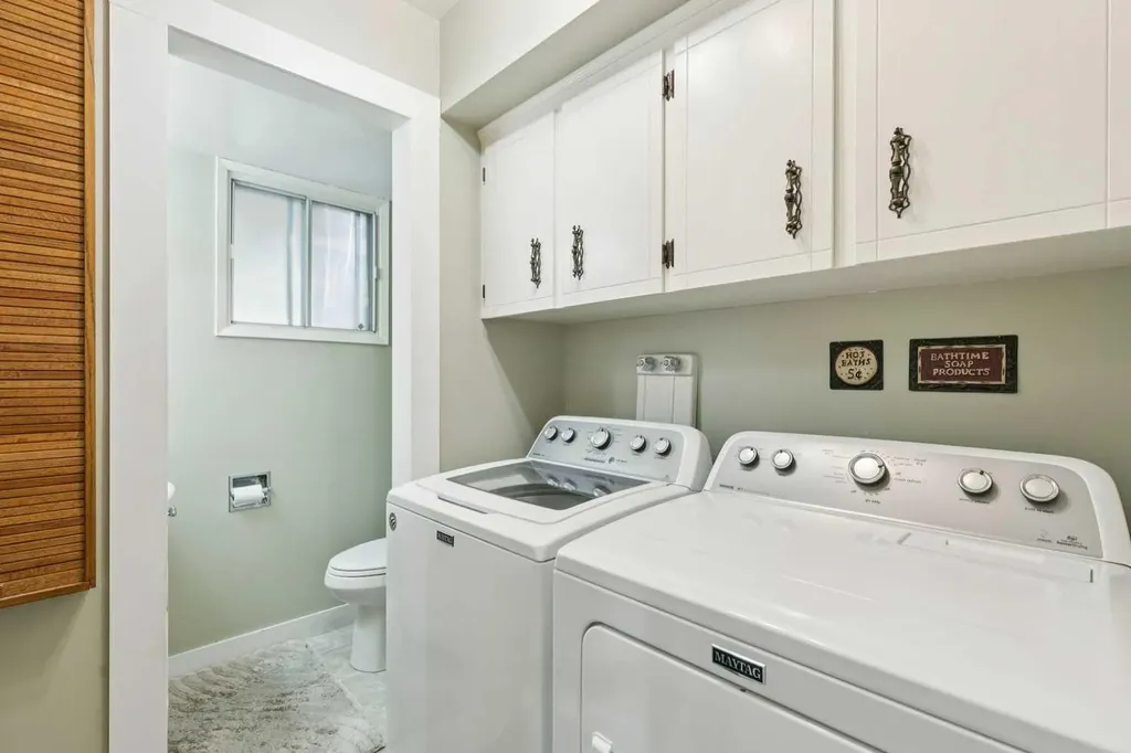 323 Ranchview Place NW Calgary AB T3G 1J8