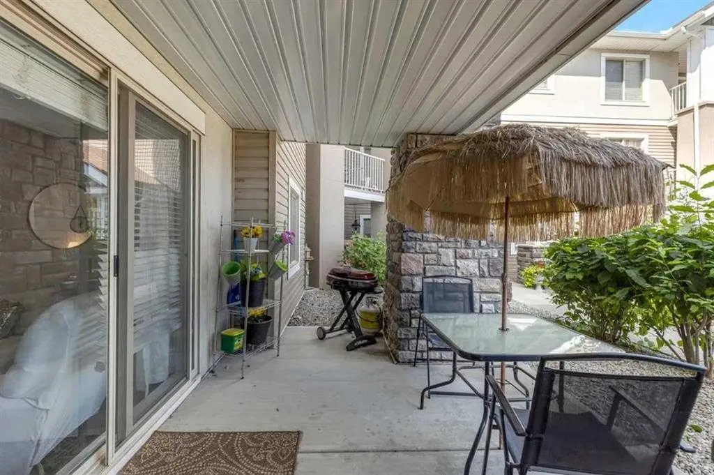 428 Chaparral Ravine View SE Calgary AB T2X 0N2