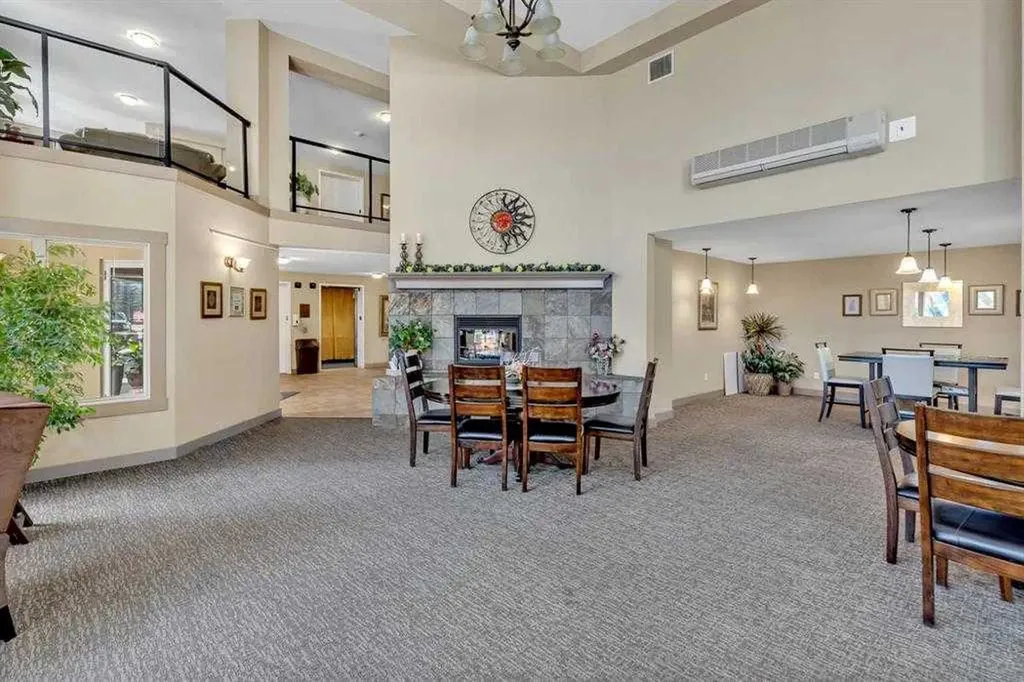 428 Chaparral Ravine View SE Calgary AB T2X 0N2