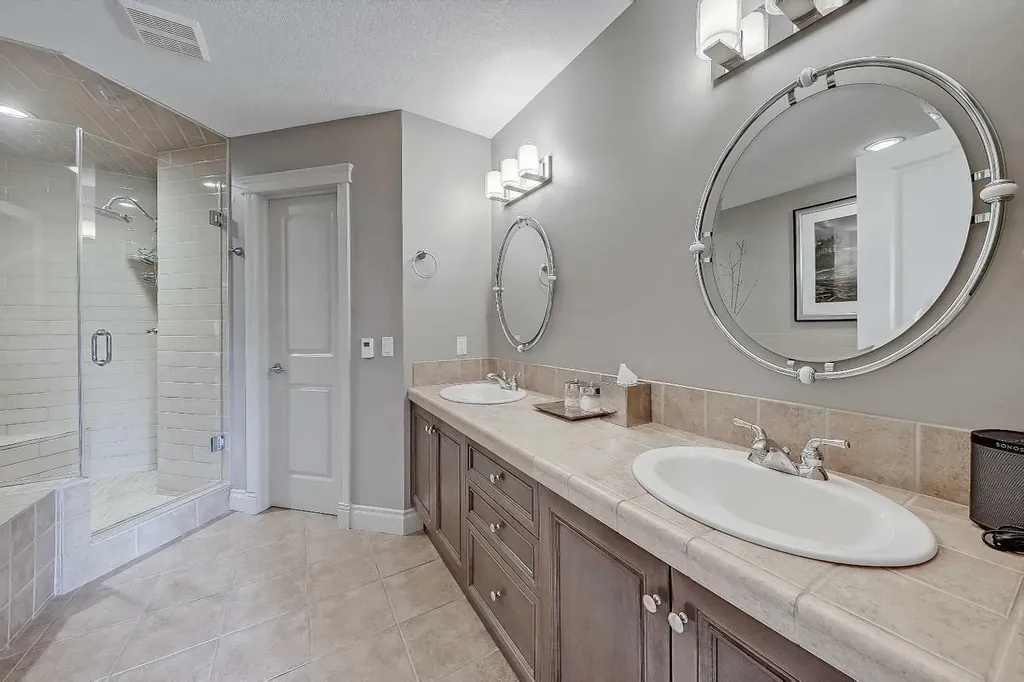 3629 1a Street SW Calgary AB T2S 1R4