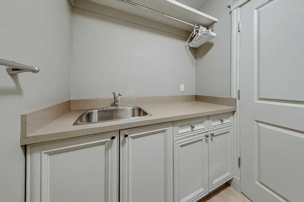 3629 1a Street SW Calgary AB T2S 1R4